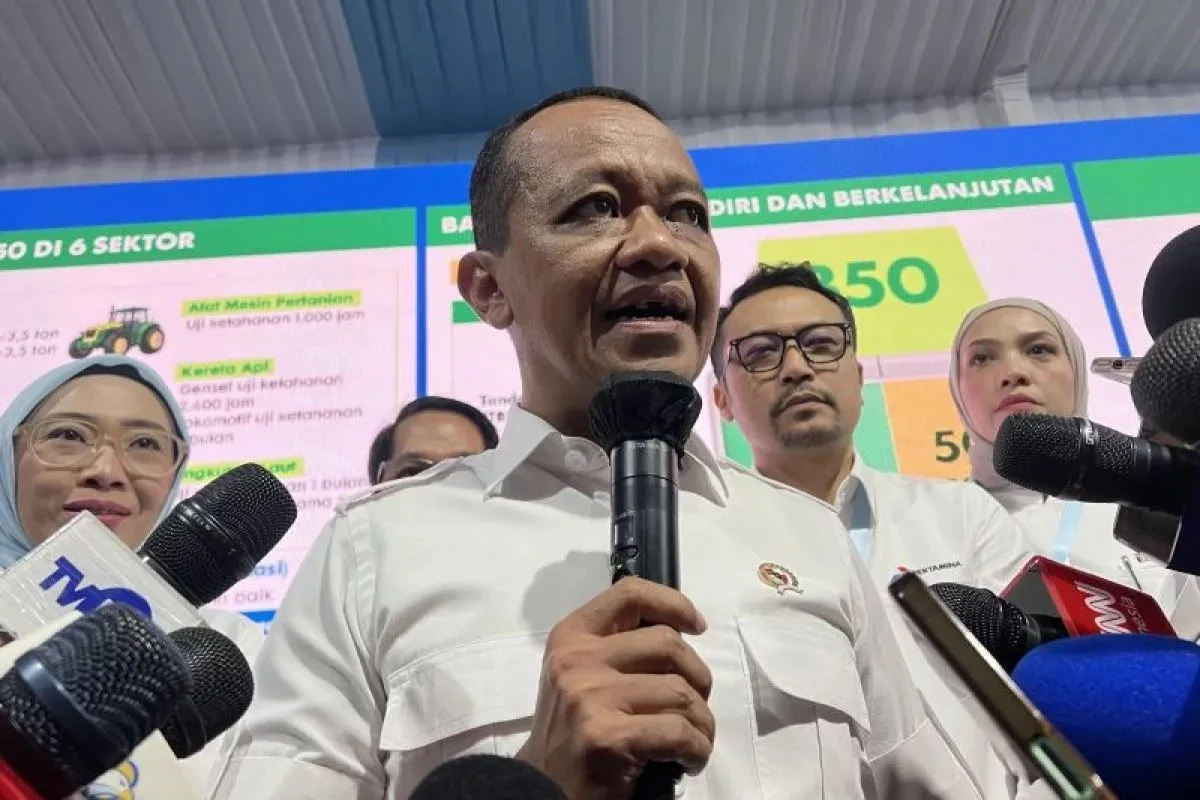 Setop Impor Bahan Bakar Pesawat, Pemerintah Siap Olah Surplus Solar jadi Avtur