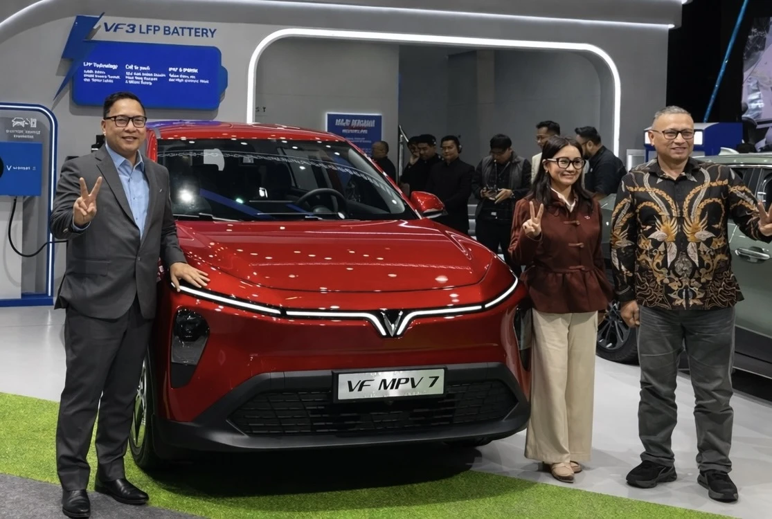 VinFast resmi meluncurkan VF MPV 7 di ajang IIMS 2026