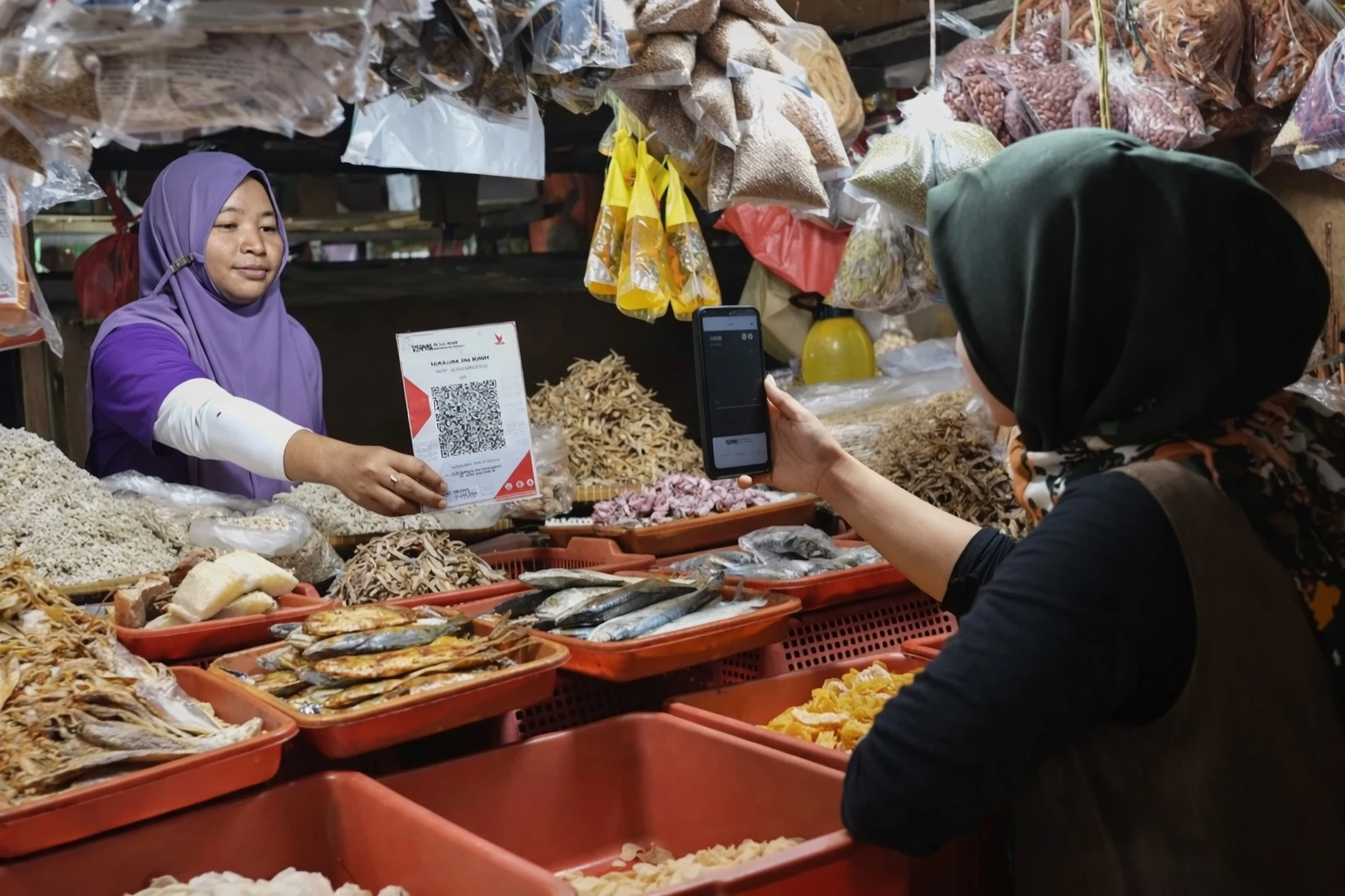 pembayaran lewat QRIS di pasar