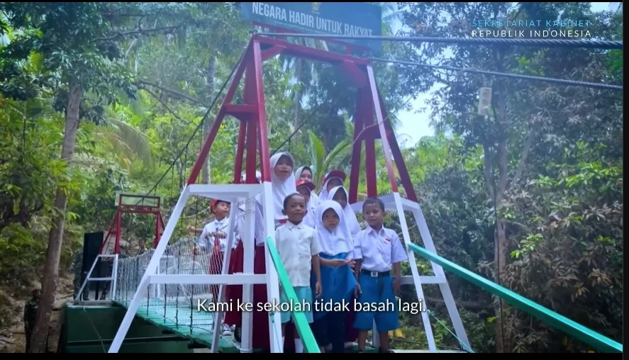 Pemerintah Targetkan Perbaikan 300 Ribu Jembatan Penyeberangan Sungai