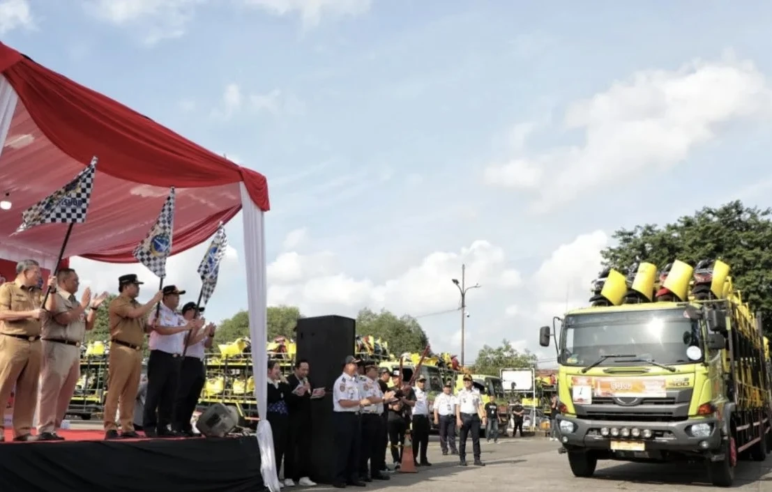 Keberangkatan 388 sepeda motor milik pemudik ke lima kota di Jawa