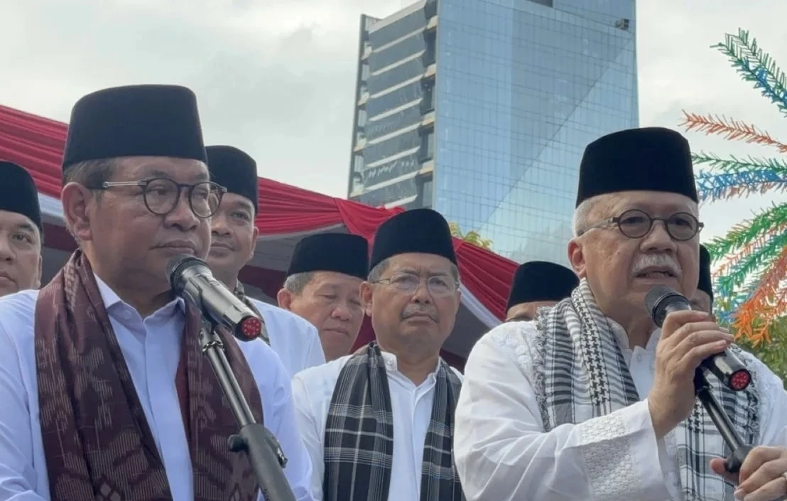 Gubernur DKI Jakarta Pramono Anung dan Ketua Dewan Adat Majelis Kaum Betawi (MKB) Fauzi Bowo