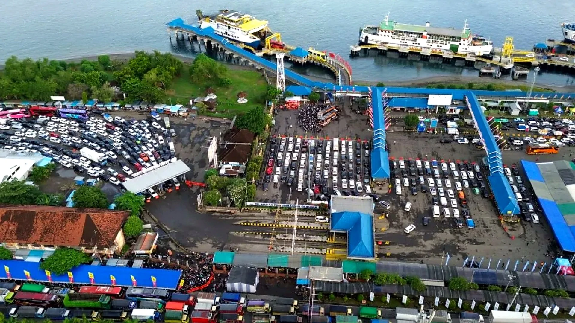 Kemehub Pastikan Antrean Pemudik Menuju Pelabuhan Gilimanuk Telah Terurai