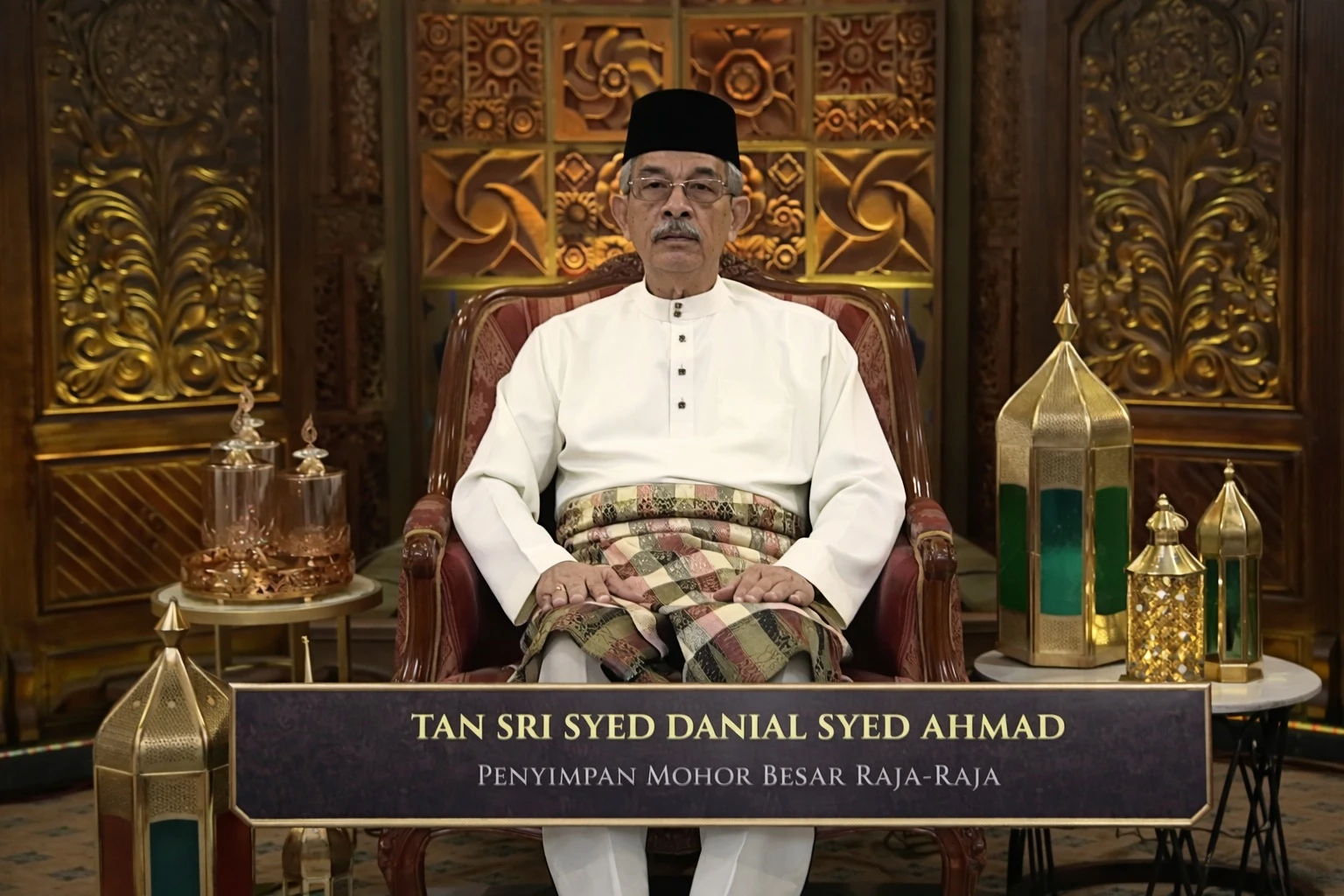 enyimpan Mohor Besar Raja-Raja Tan Sri Syed Danial Syed Ahmad