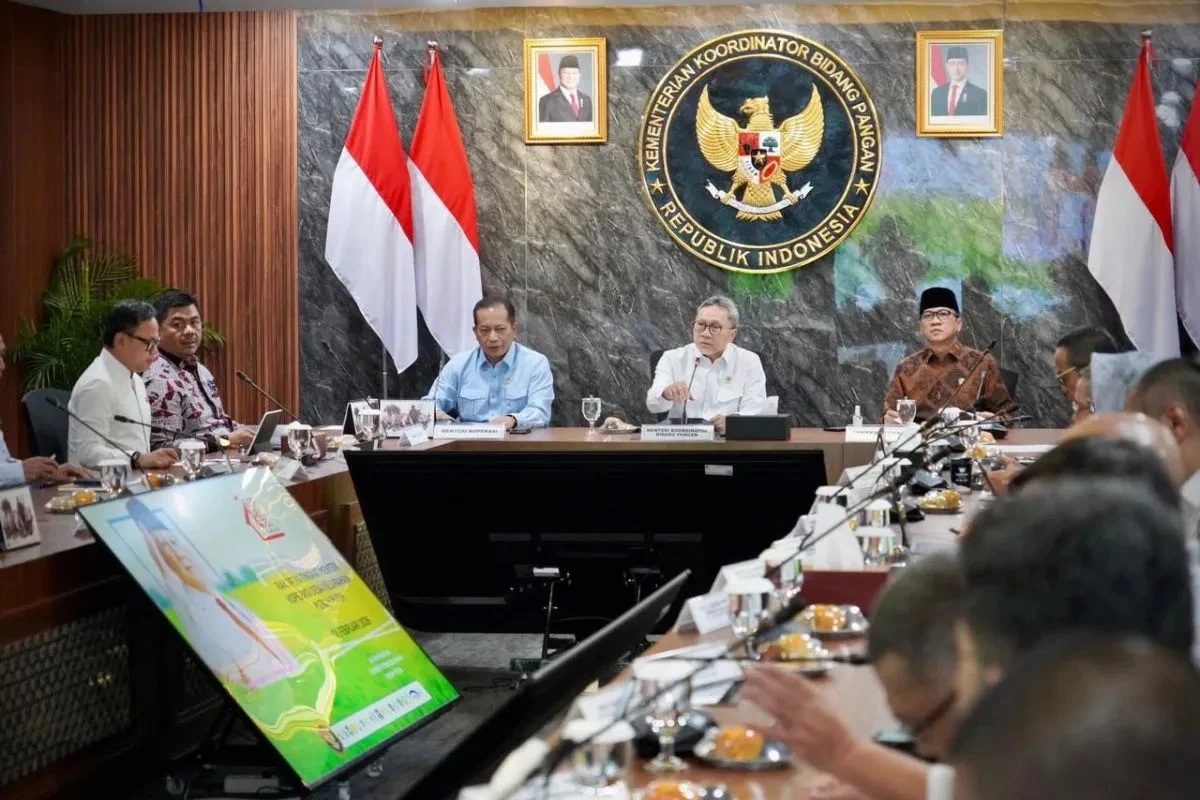 Menkop Minta Pembangunan Fisik Kopdes Merah Putih Digenjot