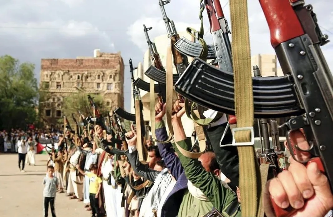 Dukung Iran, Houthi Yaman Ancam Tutup Selat Bab Al-Mandeb