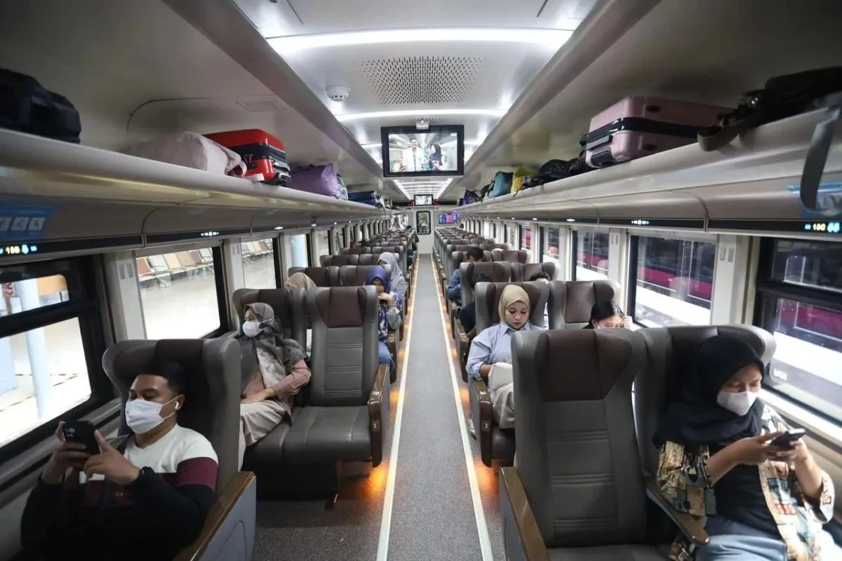 Penumpang Kereta dari Jakarta Capai 30 Ribu Orang di Libur Paskah