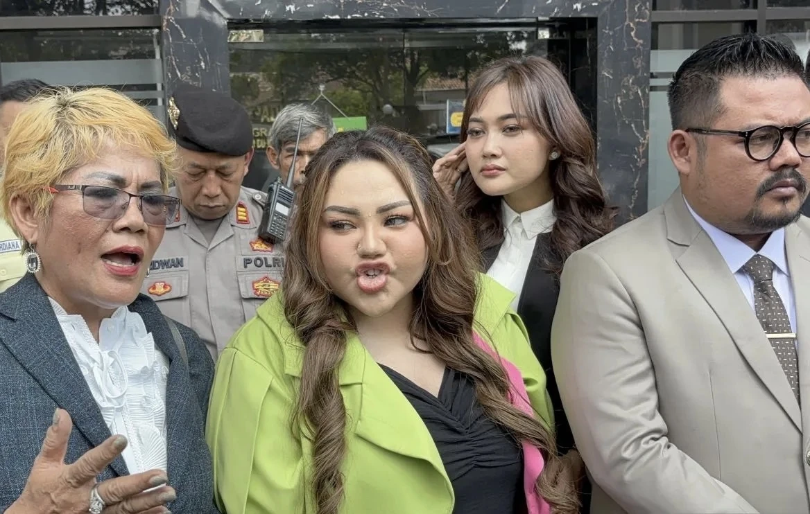 Polisi Tetapkan Lisa Mariana Tersangka Video Asusila