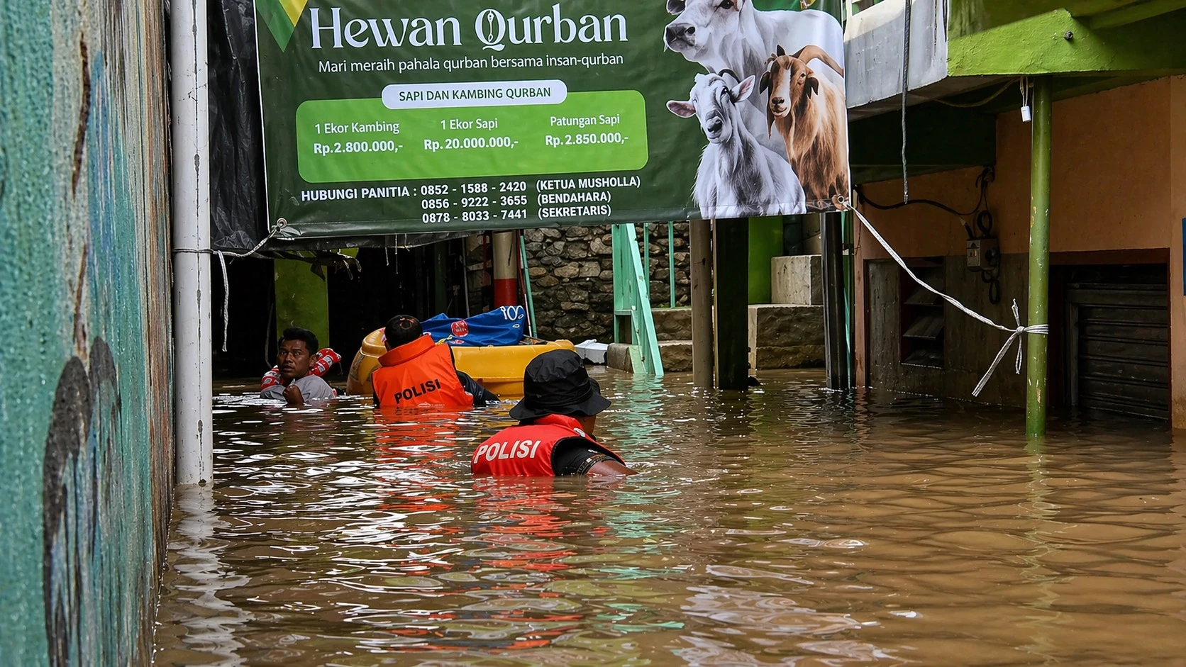 Hingga Senin (20/4) Siang, Banjir Rendam 32 RT di Jaksel dan Jaktim