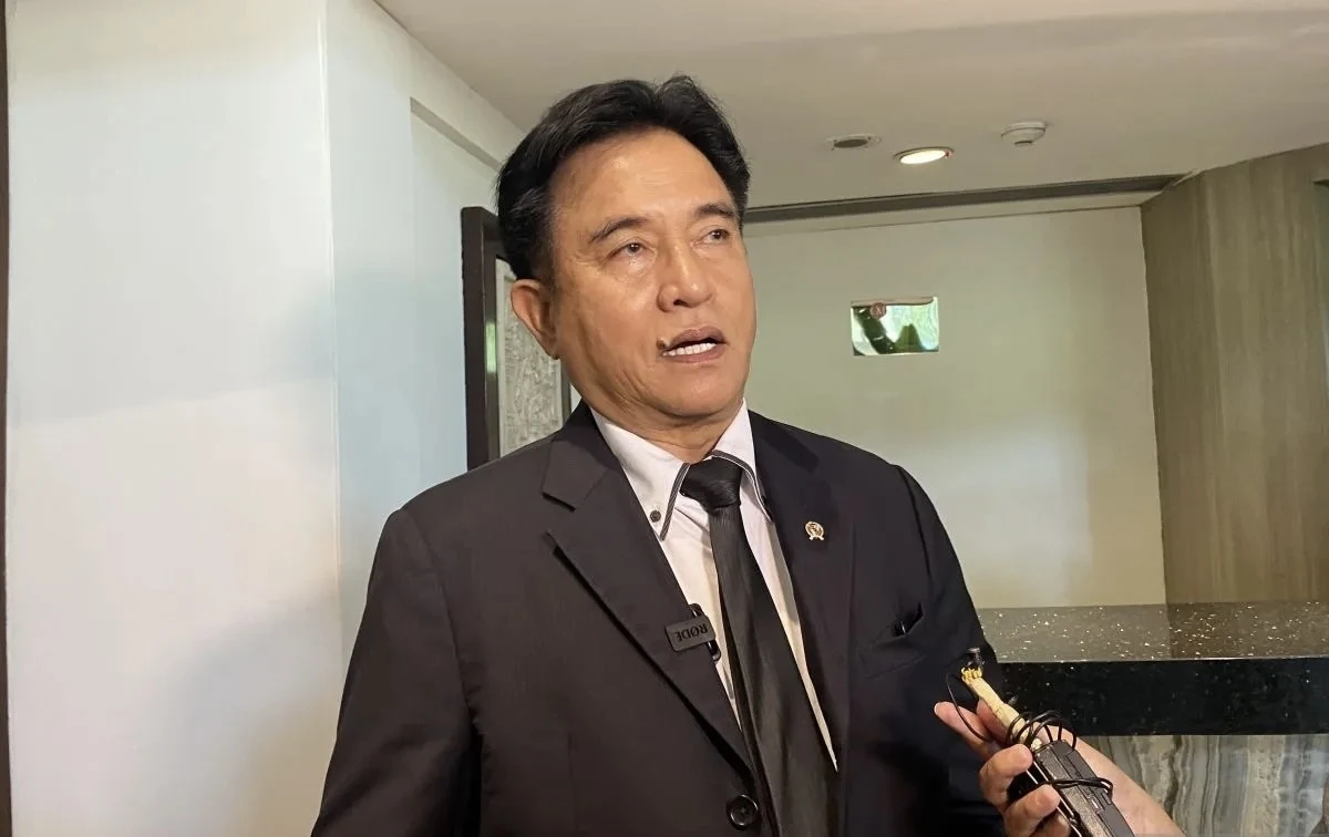 Yusril: Akademisi Bebas Mengkritik Pemerintah