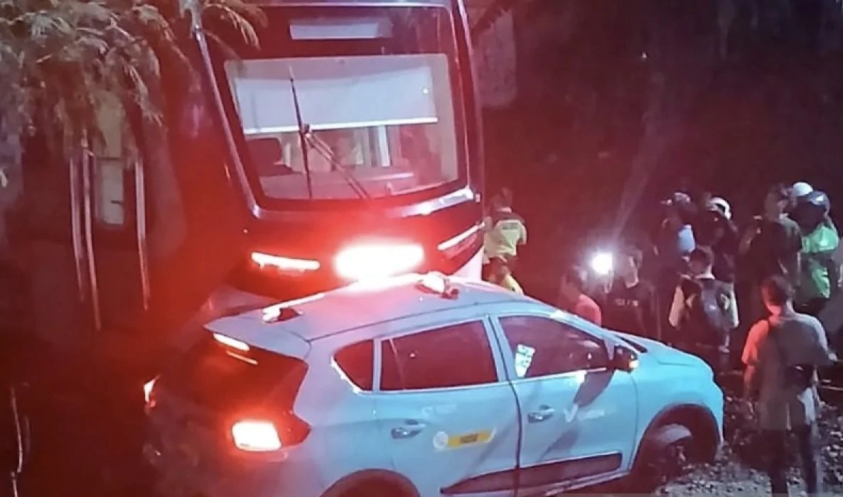 MTI: Perlu Ada SOP Mitigasi Kendaraan Mogok di Perlintasan Kereta