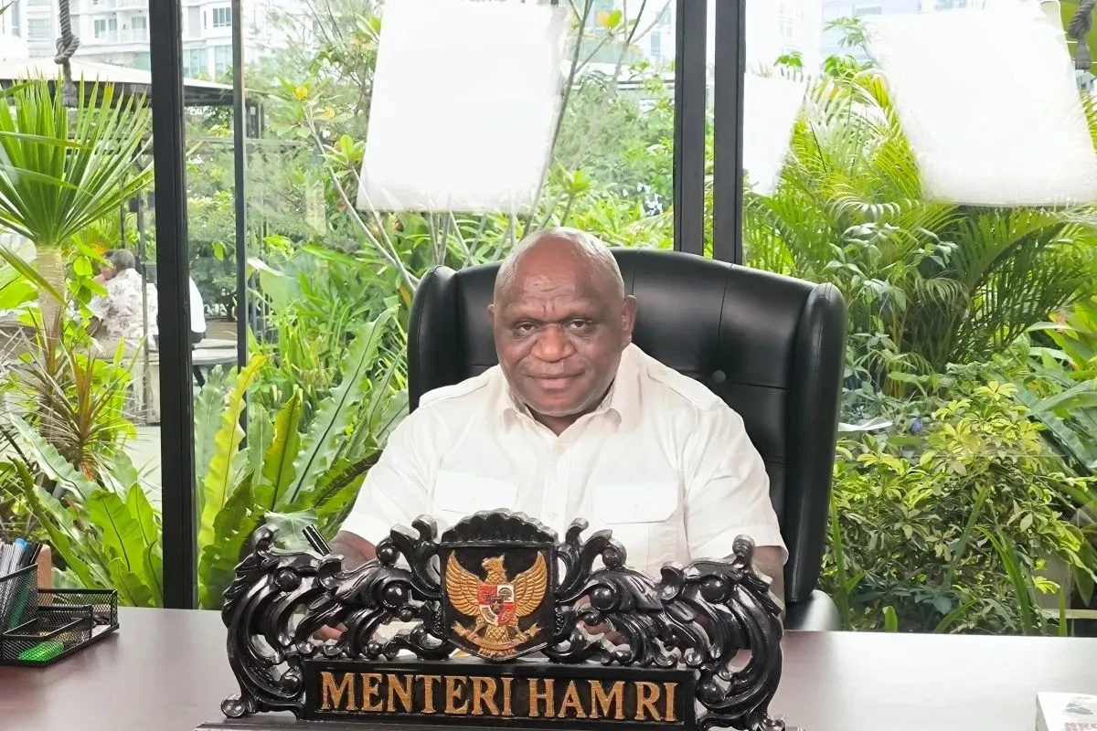 Pigai Janji Siapkan Regulasi Kuat Lindungi Aktivis HAM