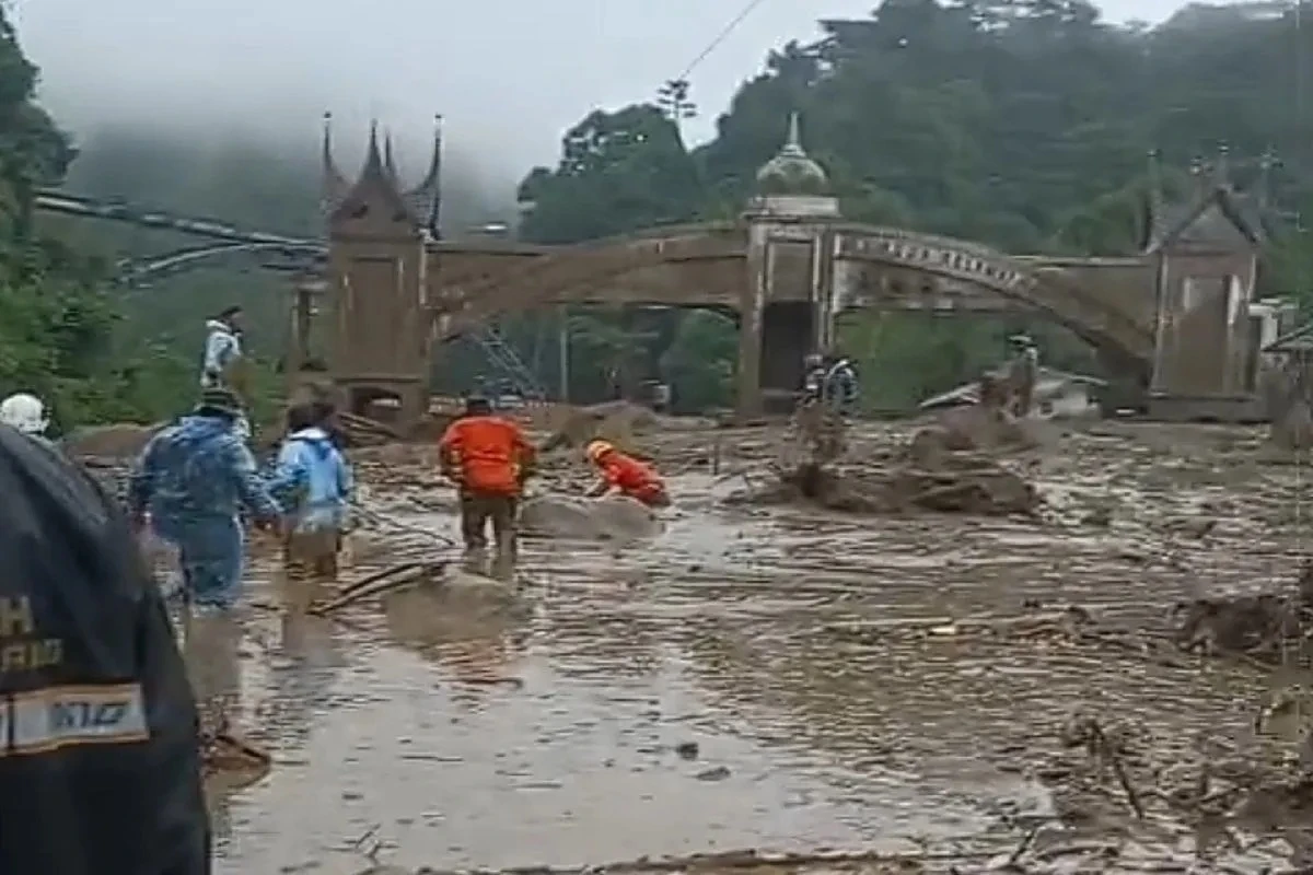 Prabowo Perintahkan Percepatan Penanganan Bencana di Sumatra