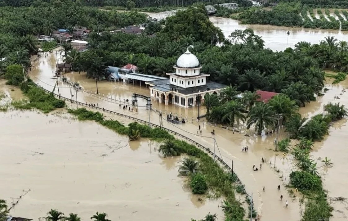 DMI Serukan Masjid Jadi Shelter Pengungsi Bencana di Sumatra