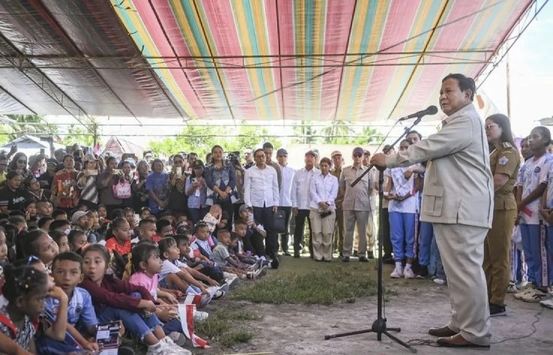 Prabowo Bagikan 1.582 Kapal Ikan, Target Dongkrak Ekonomi Nelayan