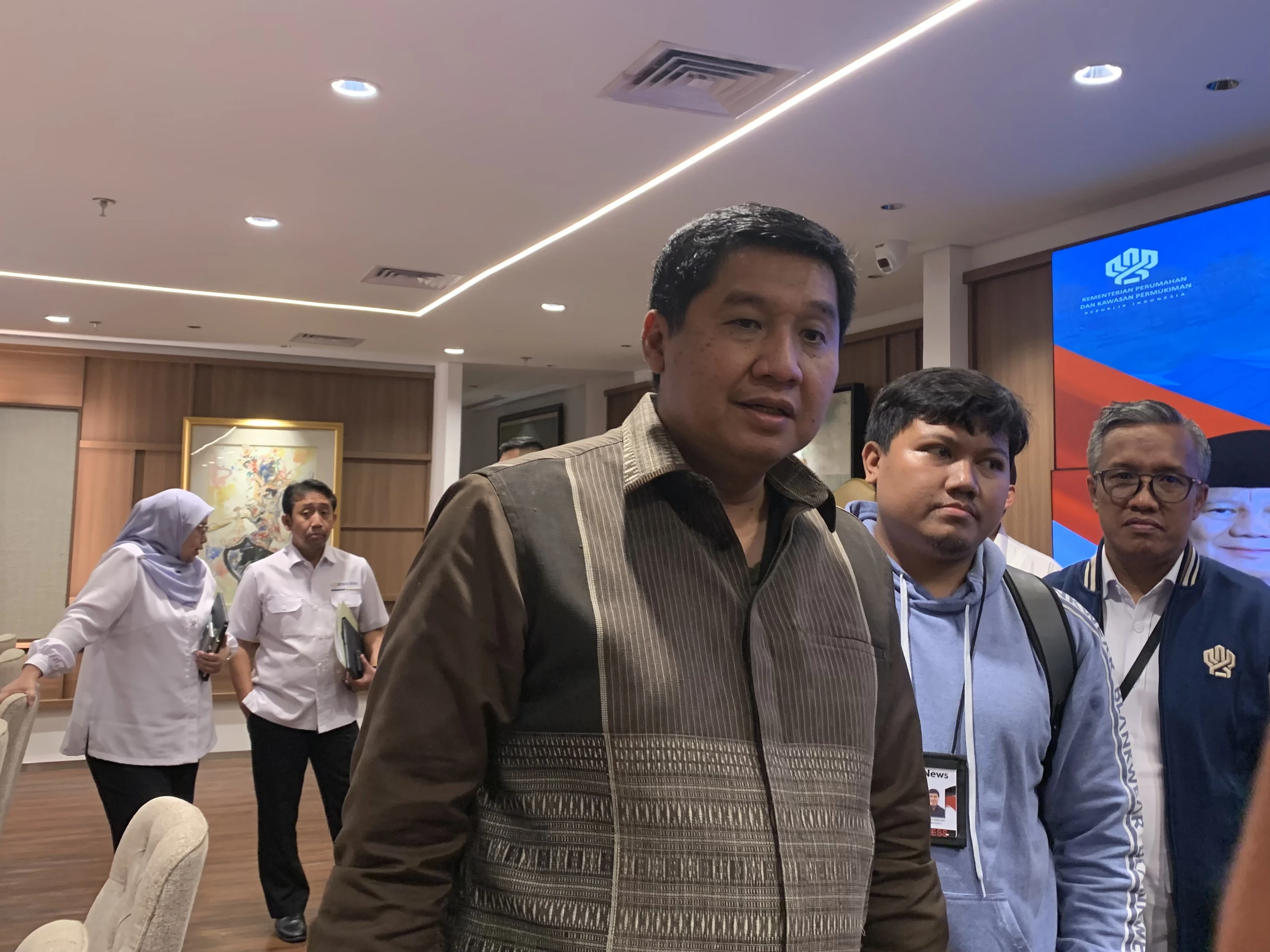 Menteri PKP: Gentengisasi Akan Libatkan Industri Genteng Majalengka