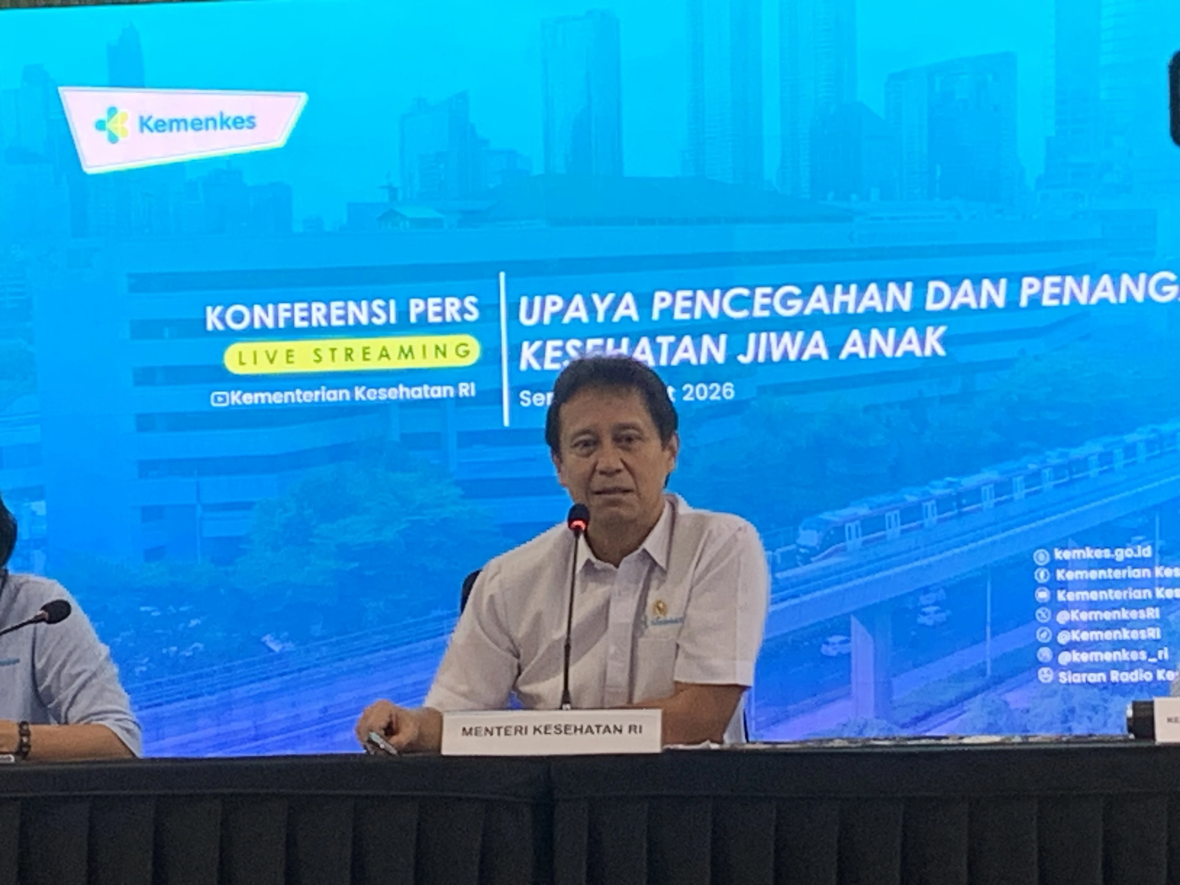 Menkes Ungkap Fakta Pahit: Keluarga Jadi Pemicu Utama Remaja Ingin Bunuh Diri