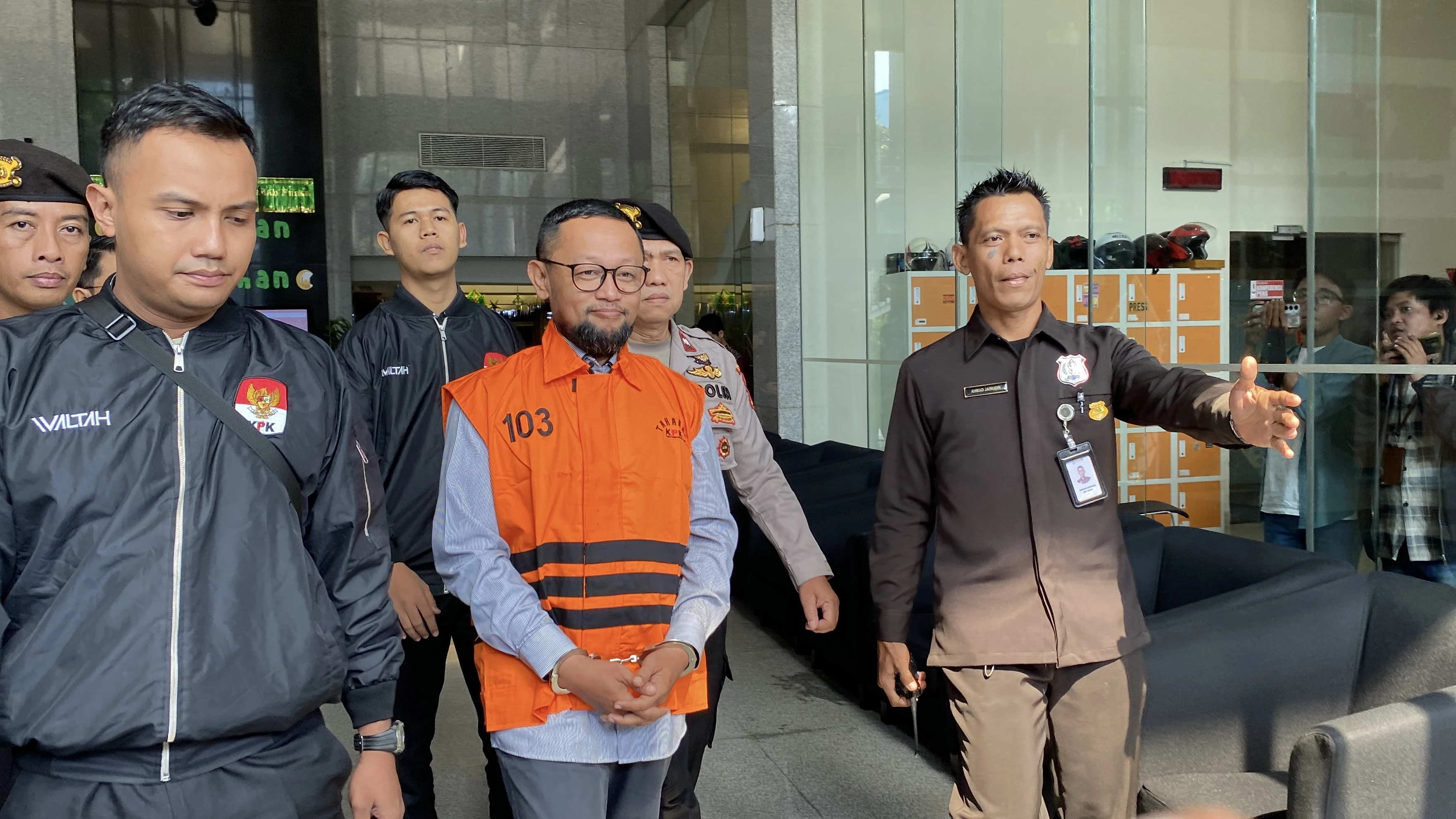 KPK Tahan Mantan Stafsus Menag Gus Alex Terkait Korupsi Kuota Haji