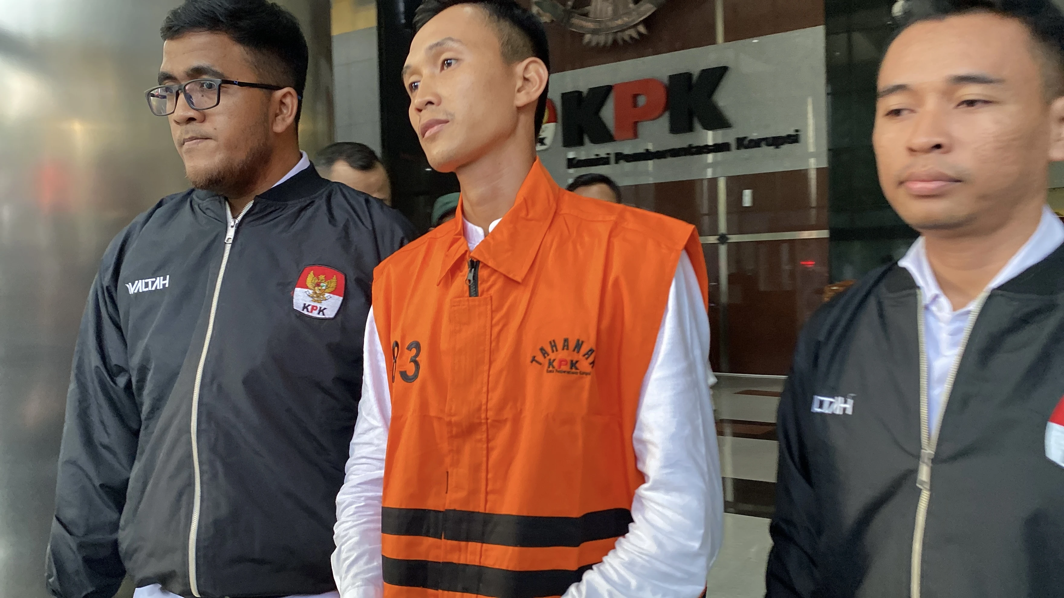 Resmi Ditahan, Ajudan Gubernur Riau Nonaktif Akui Namanya Dicatut