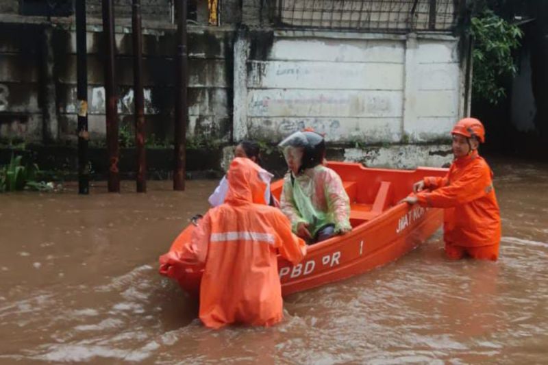 Empat RT di Jakarta Selatan Terendam Banjir Hingga Satu Meter