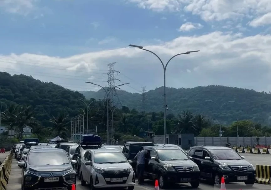 ASDP Prediksi Puncak Mudik Natal di Merak 23–24 Desember 2025