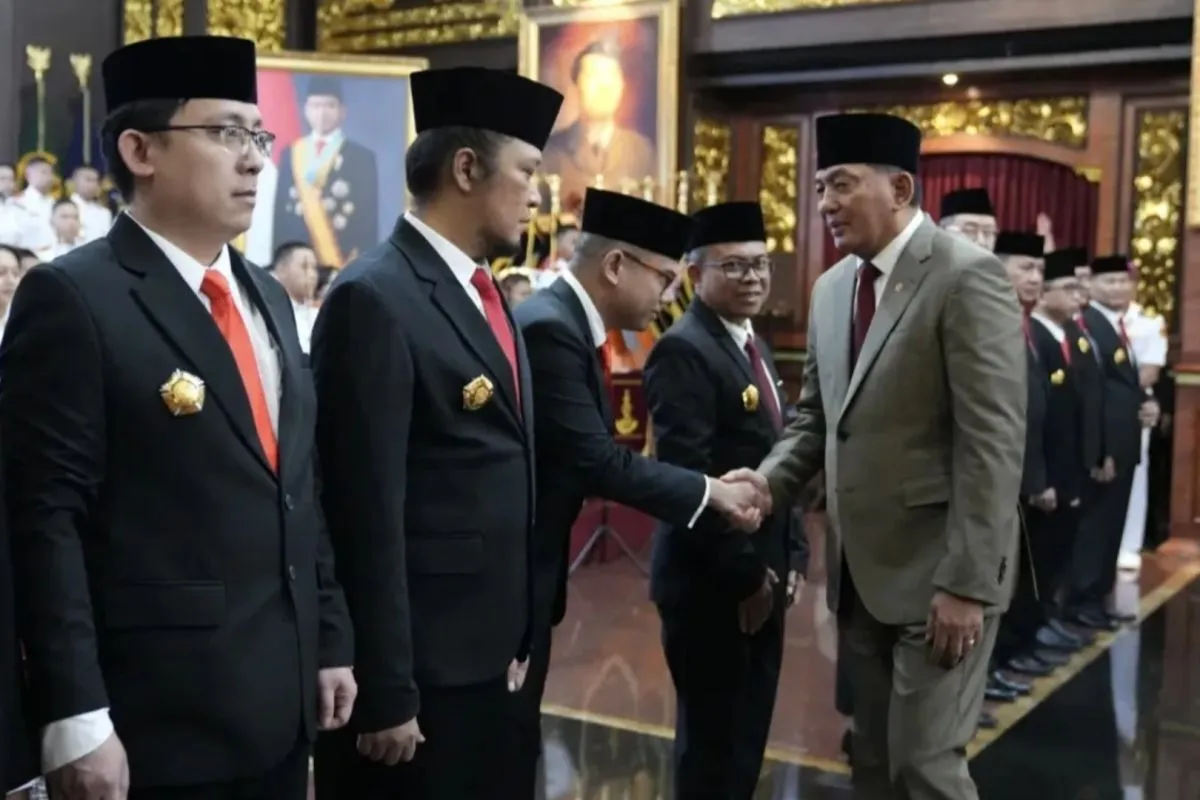 Kemenhan Lantik 12 Tenaga Ahli Dewan Pertahanan Nasional, Salah Satunya Vokalis Letto