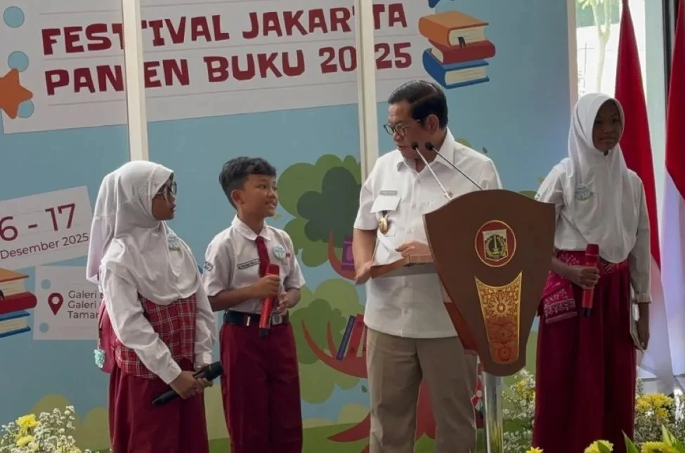 Gubernur Jakarta Sebut Karya Anak SD jadi Pesan untuk Penebang Hutan Liar