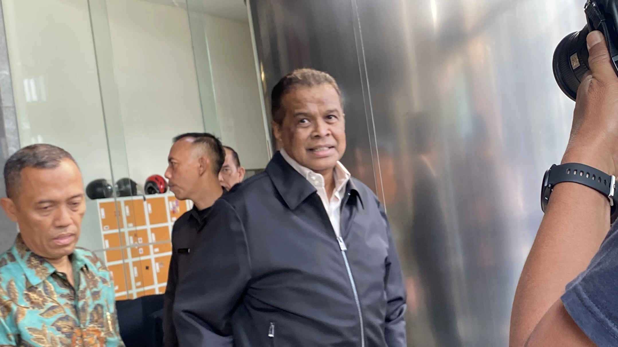 Diperiksa 7 Jam di KPK, Fuad Hasan Bantah Ada Aliran Dana ke Yaqut