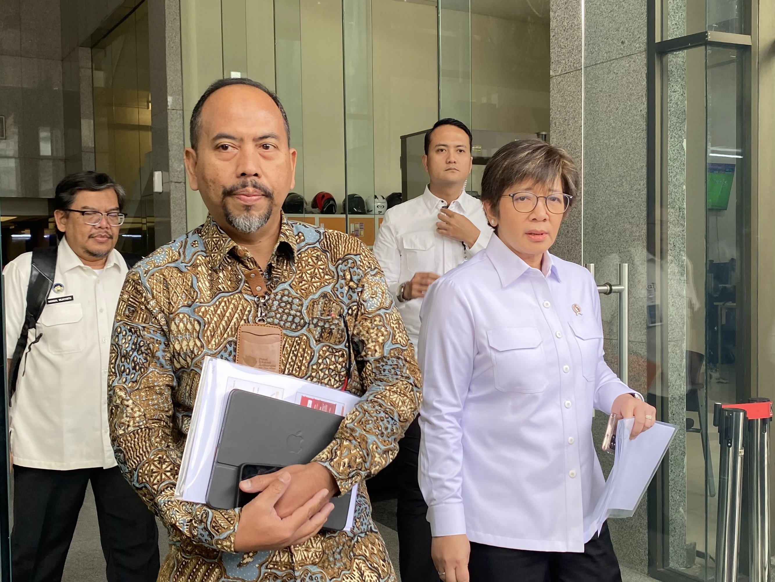 Bongkar Kelalaian Manajemen Lama, Pimpinan Baru BGN Serahkan Rencana Aksi 10 Temuan KPK