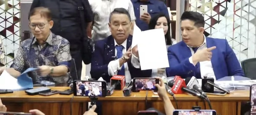 Dicecar 18 Pertanyaan Kasus ASABRI, Hotman Paris Pastikan Febrie Adriansyah Tidak Ditahan