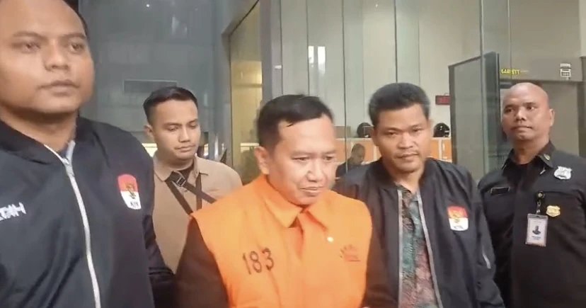 KPK Tahan Mahrus, Tersangka Suap Dana Hibah Pokmas Probolinggo