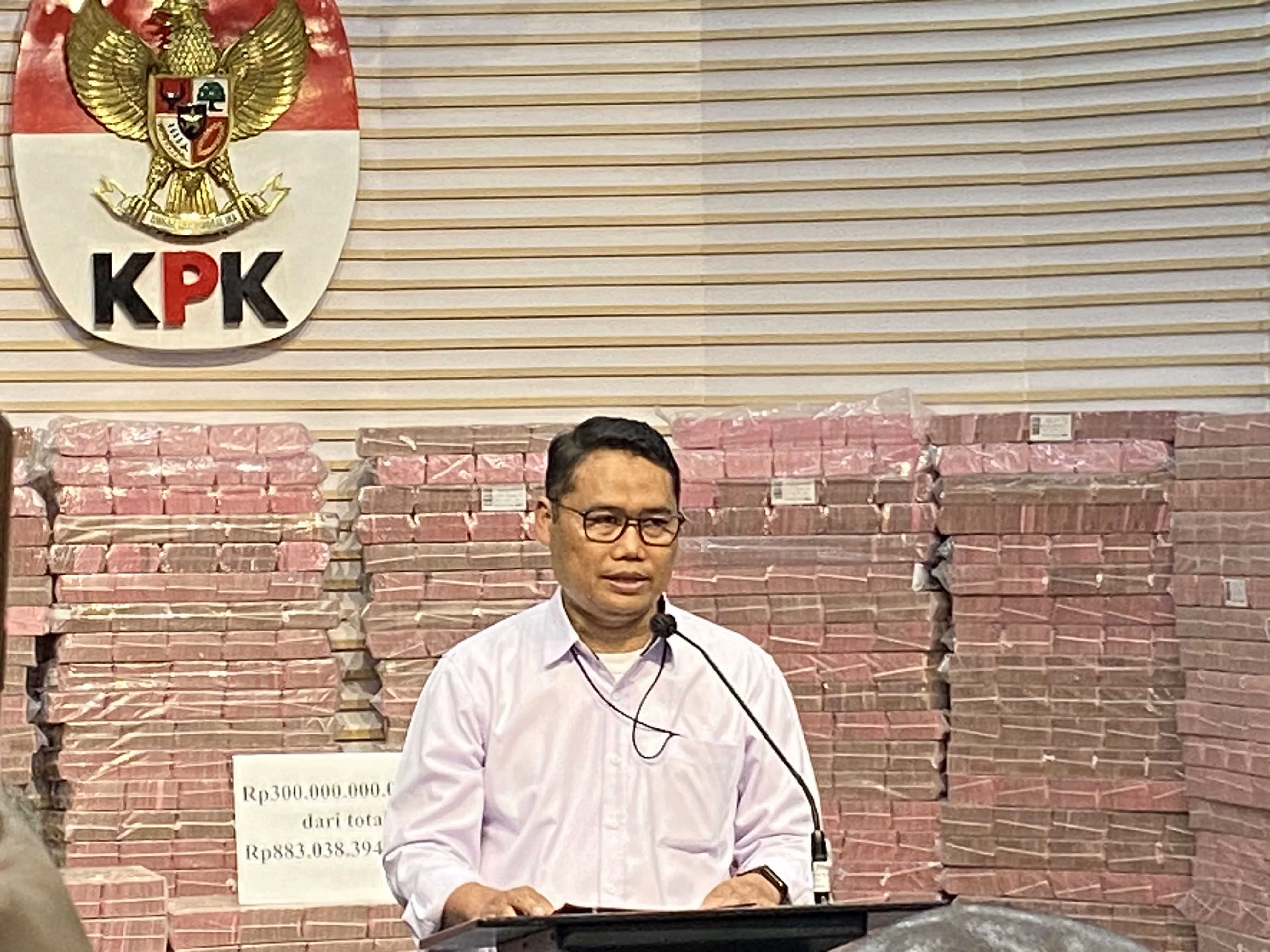 KPK Endus Suap Manajemen Sungai Budi Group ke Inhutani V