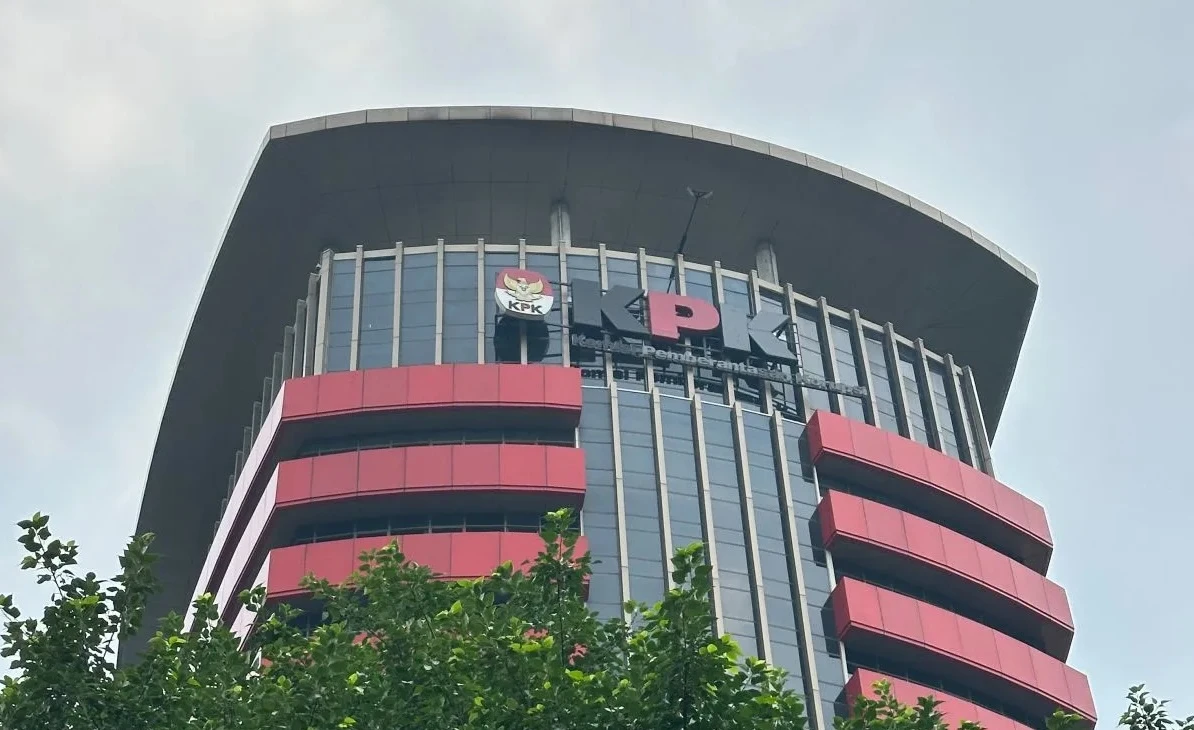 KPK Lakukan OTT di Jatim, Bupati Ponorogo Diamankan