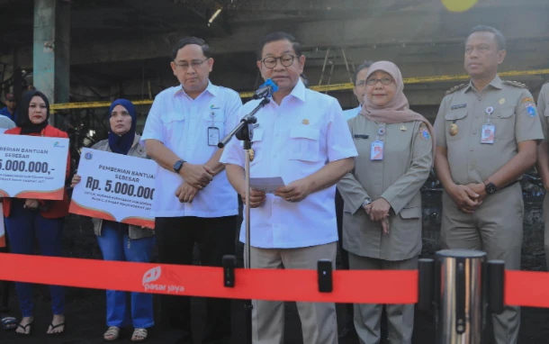 Pramono Anung Targetkan Penampungan Sementara Pasar Kramat Jati Rampung 5 Hari