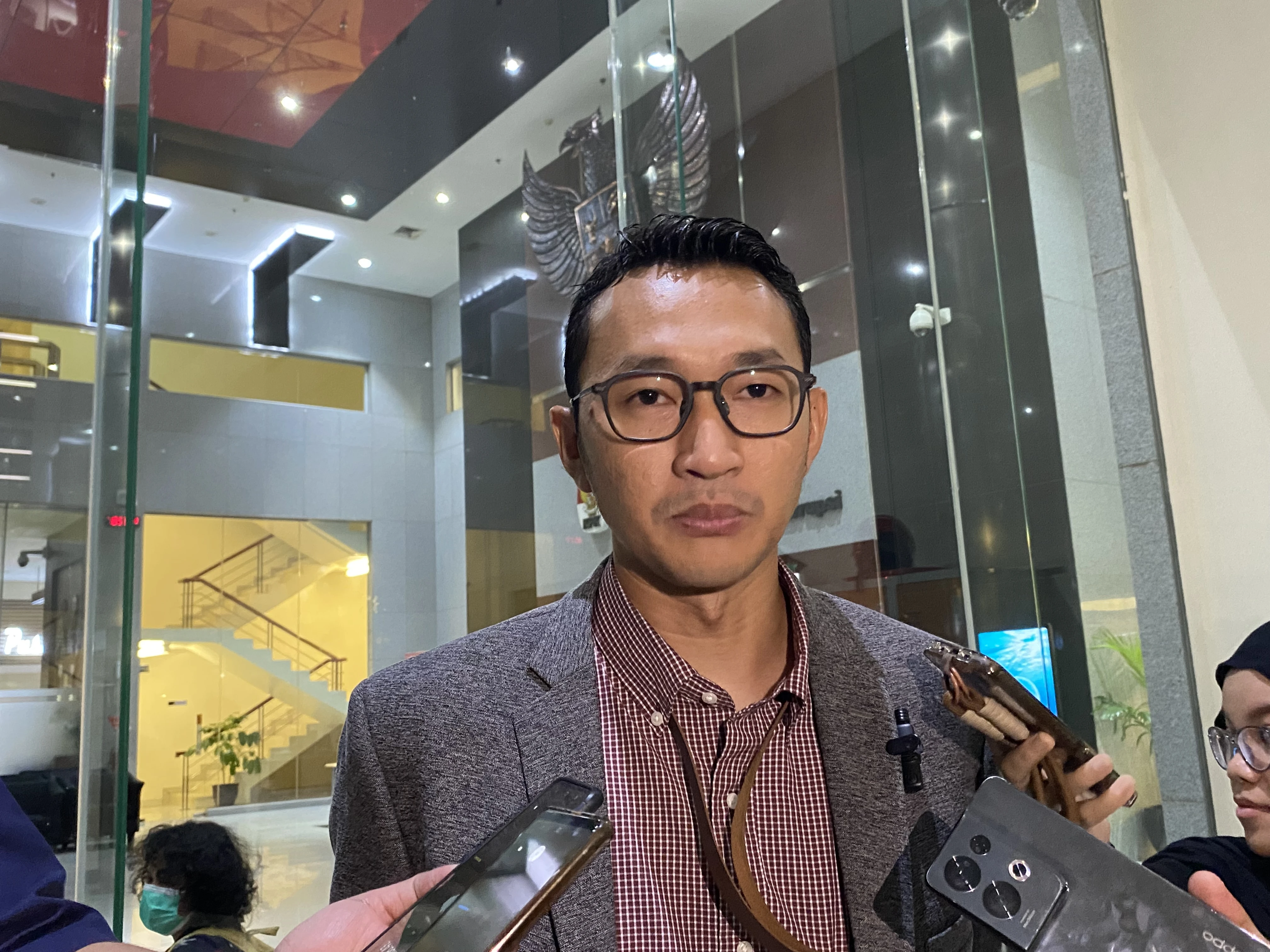 KPK Periksa Eks Sekdis Cipta Karya Bekasi usai Sempat Diamankan saat OTT Bupati Bekasi