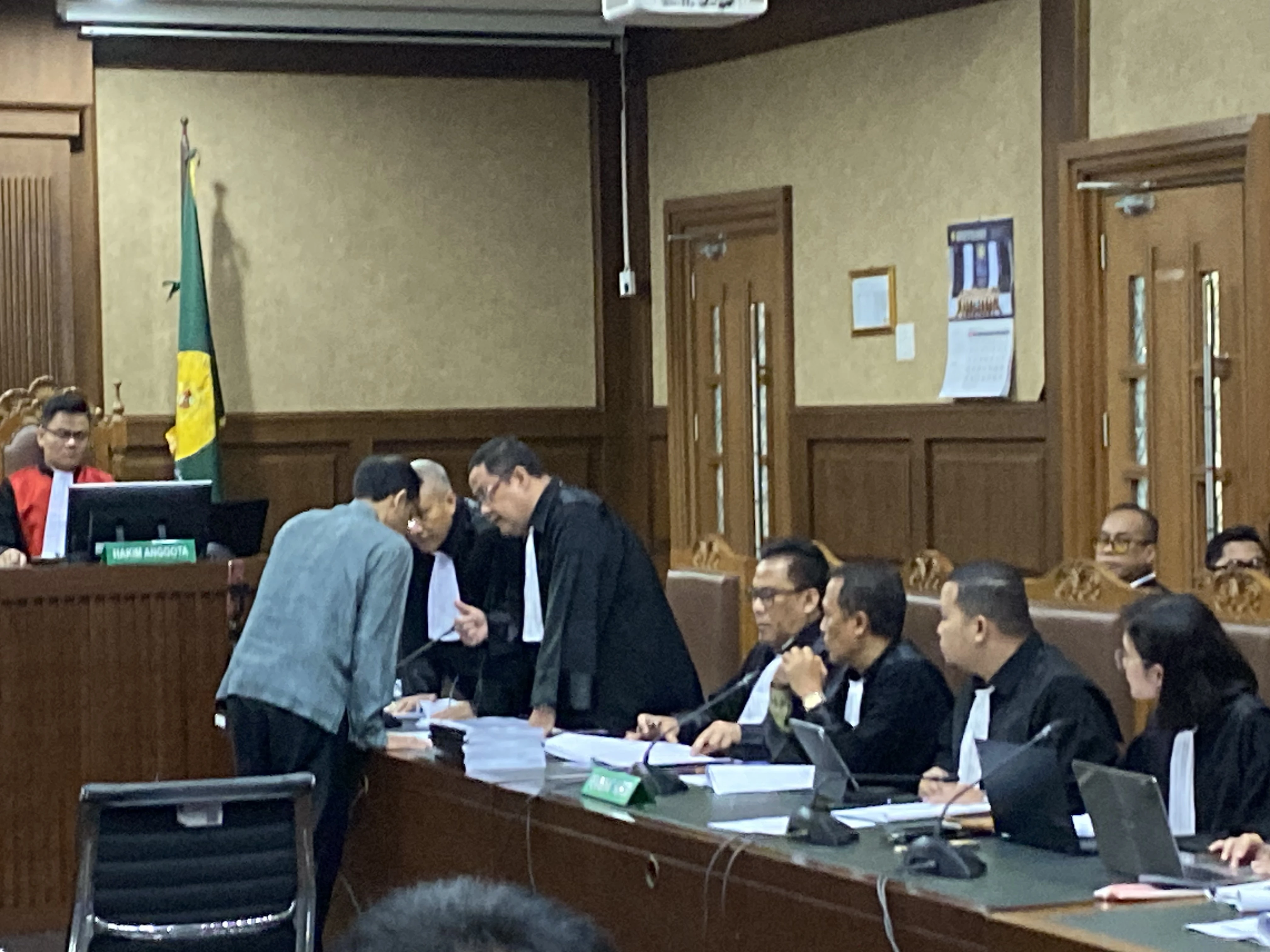 Hakim Tetapkan Sidang Nadiem Makarim Gunakan KUHAP Baru