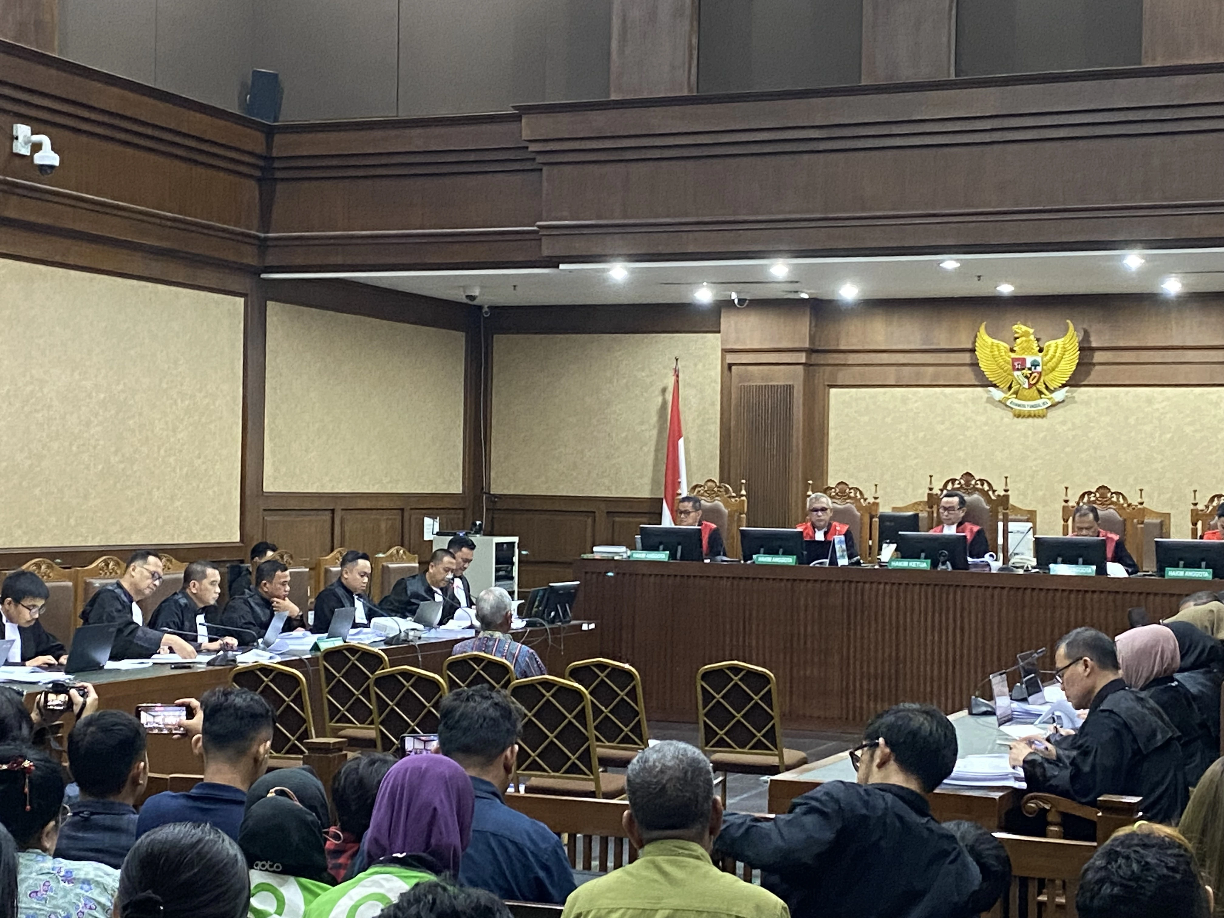 Mantan Direktur Jenderal PAUD, Dikdas, dan Dikmen Kementerian Pendidikan dan Kebudayaan, Jumeri, Nadiem, Chromebook