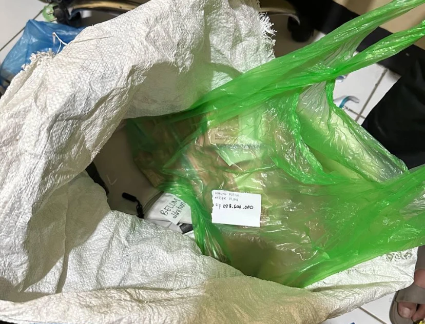 Uang Suap Rp2,6 Miliar di Pati Disimpan dalam Karung Seperti Beras