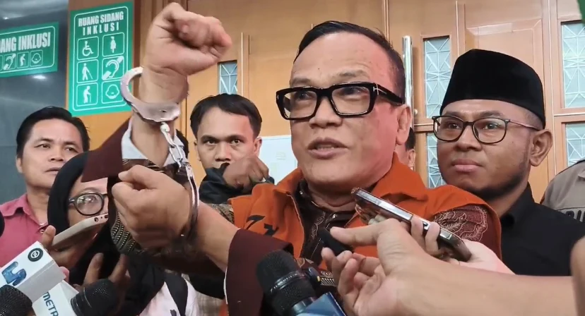 Nyanyi Lagu Parodi di Sidang, Noel Sindir KPK Hanya Berani Tangkap Teri
