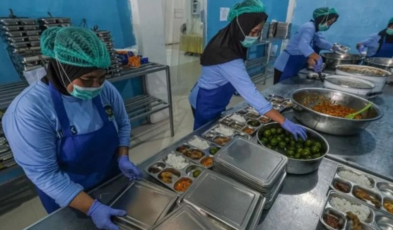 BGN Nonaktifkan 56 Dapur MBG, Tunggu Hasil Uji BPOM
