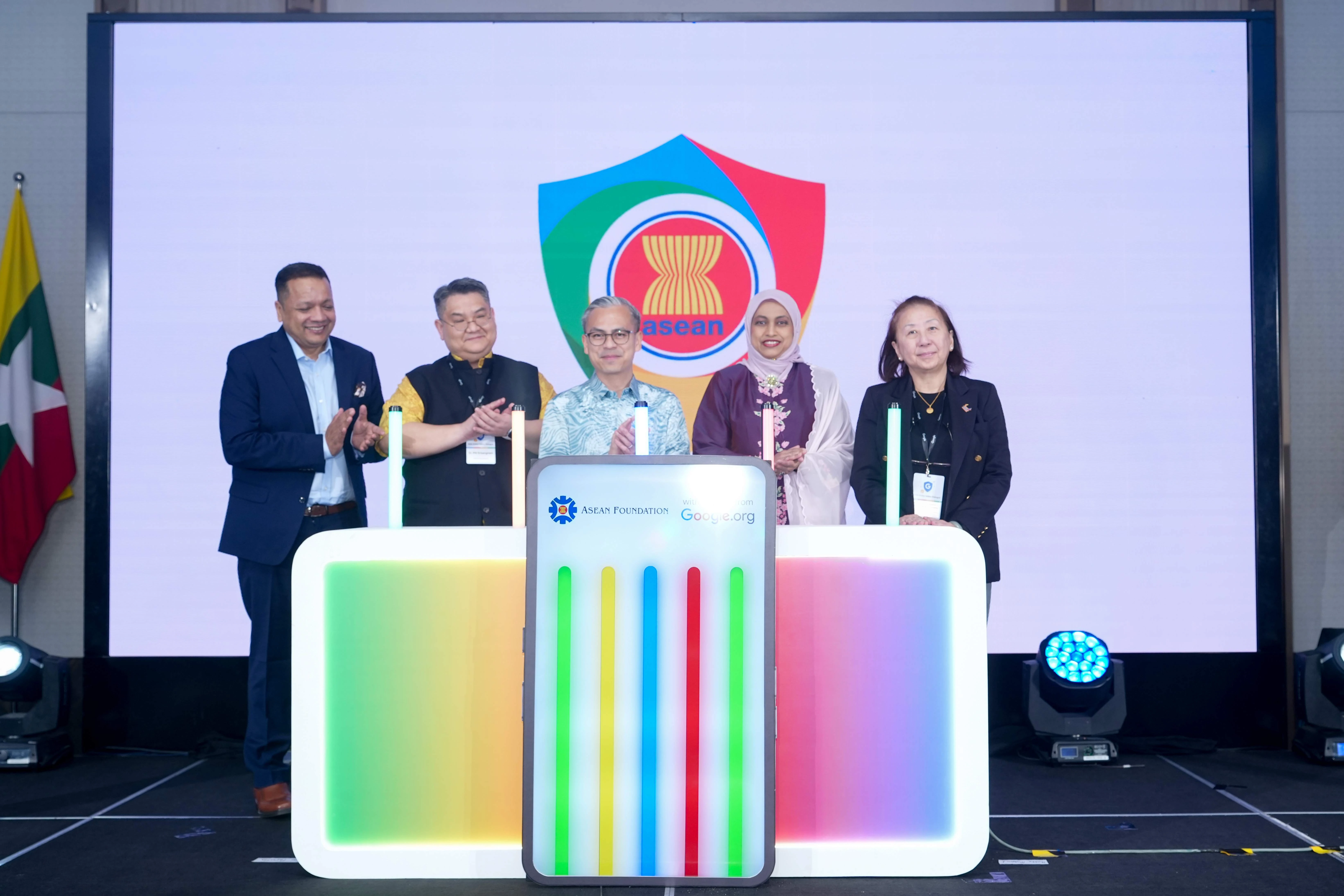 Penipuan Online Rugikan Asia Tenggara US$23,6 Miliar, Google-ASEAN Foundation Luncurkan Scam Ready ASEAN