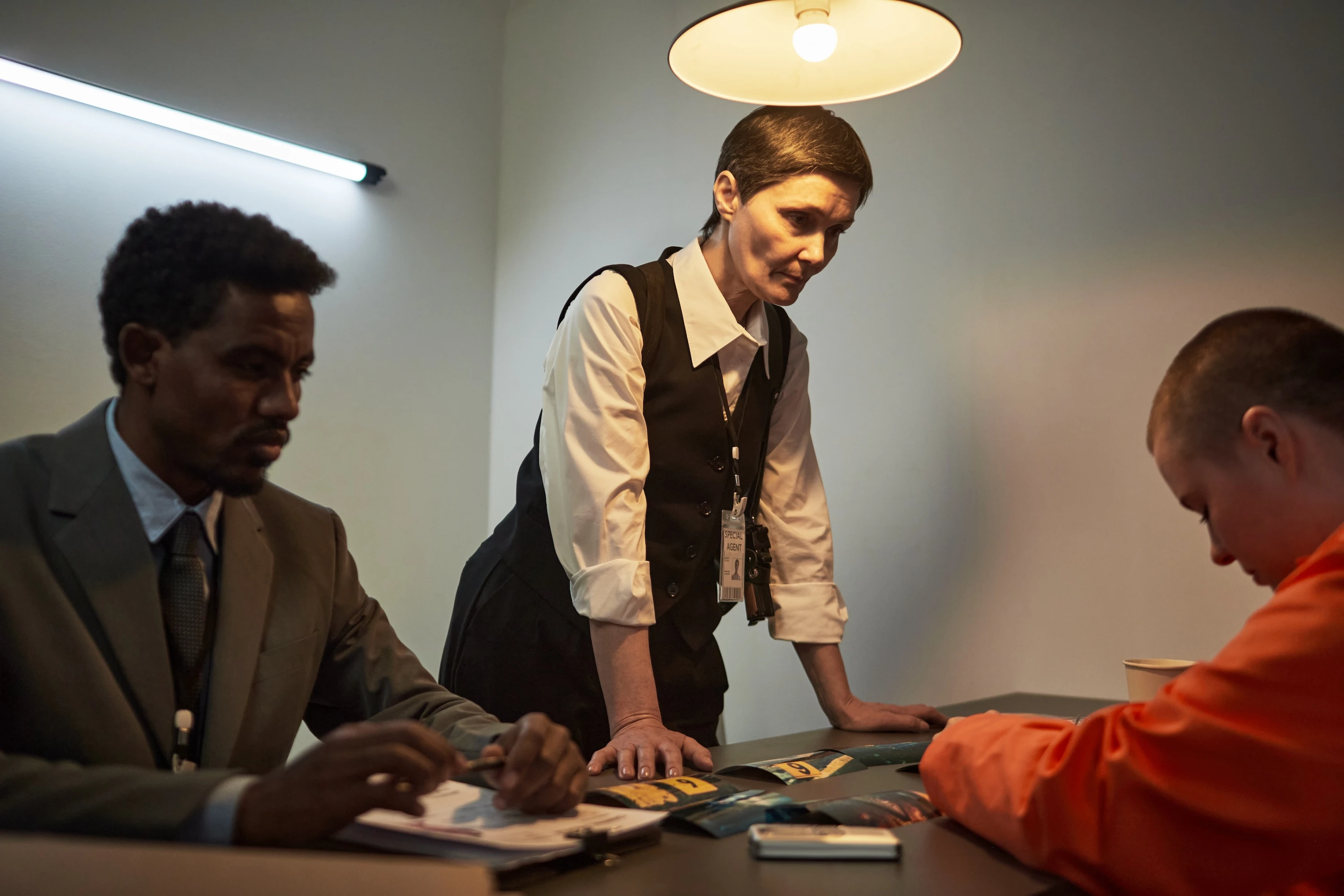 Setop Kekerasan oleh Aparat, KUHAP Baru Wajibkan Kamera Pengawas di Pemeriksaan