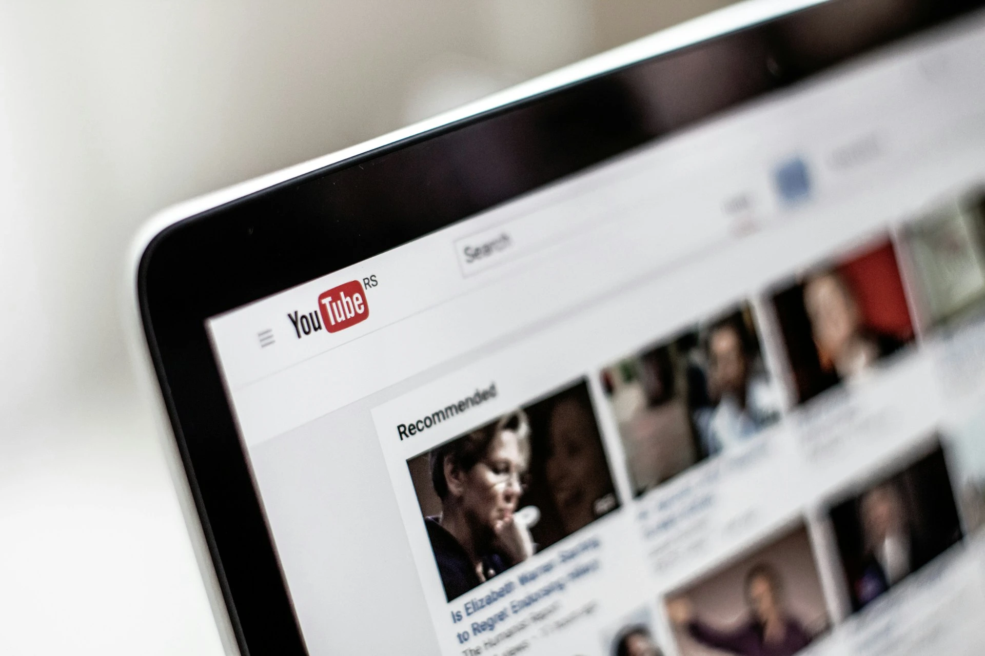 YouTube Hidupkan Kembali Fitur Direct Message untuk Komunikasi Kreator yang Lebih Privat