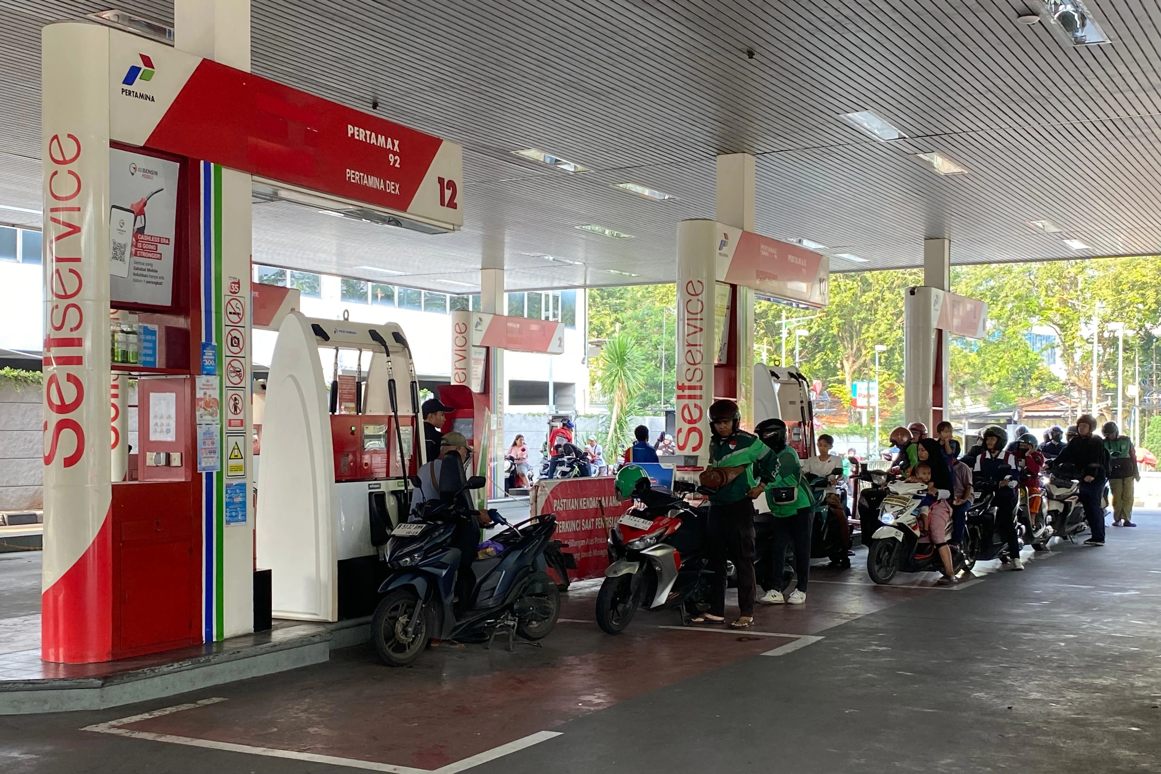 SPBU, Pertamina, Premium, Pertamax, Pertalite, Pertamax Green, Pertamax Turbo, Dexlite, Pertamina Dex, Bensin, BBM