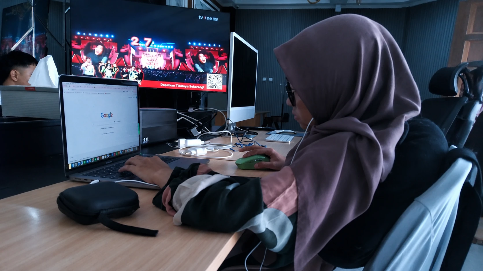 Penetrasi Internet Indonesia 2026 Capai 81,72%, Ini Sebarannya per Pulau