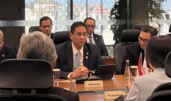 Menkeu Purbaya Amankan Dana US$17 Miliar dari AIIB untuk Pembangunan Nasional