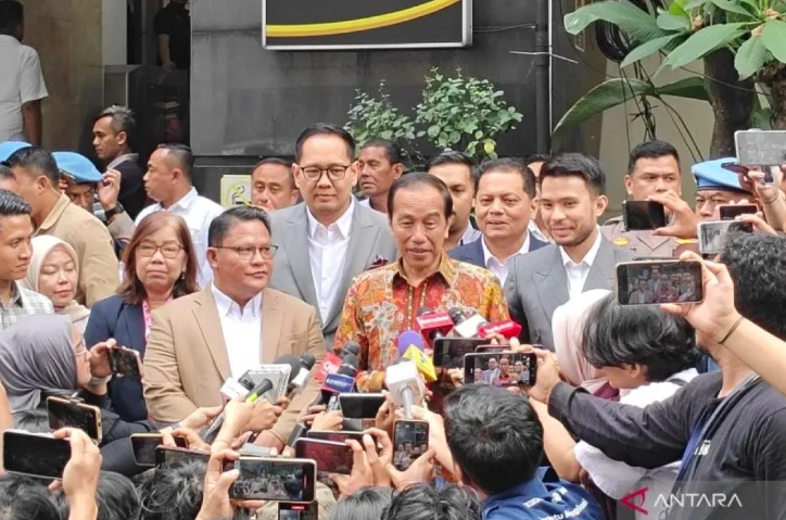 Ijazah Jokowi Jadi Sorotan Lagi: Beda Tipis antara Kritik dan Fitnah