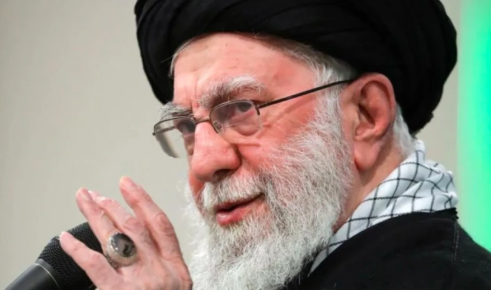 Profil Lengkap Ayatollah Ali Khamenei: Perjalanan Hidup Sang Pemimpin Tertinggi Iran