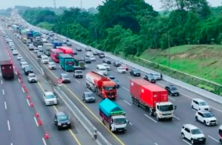 Terbaru! Jadwal Contraflow Mudik dan Balik Lebaran 2026, Catat Waktunya Sebelum Berangkat!
