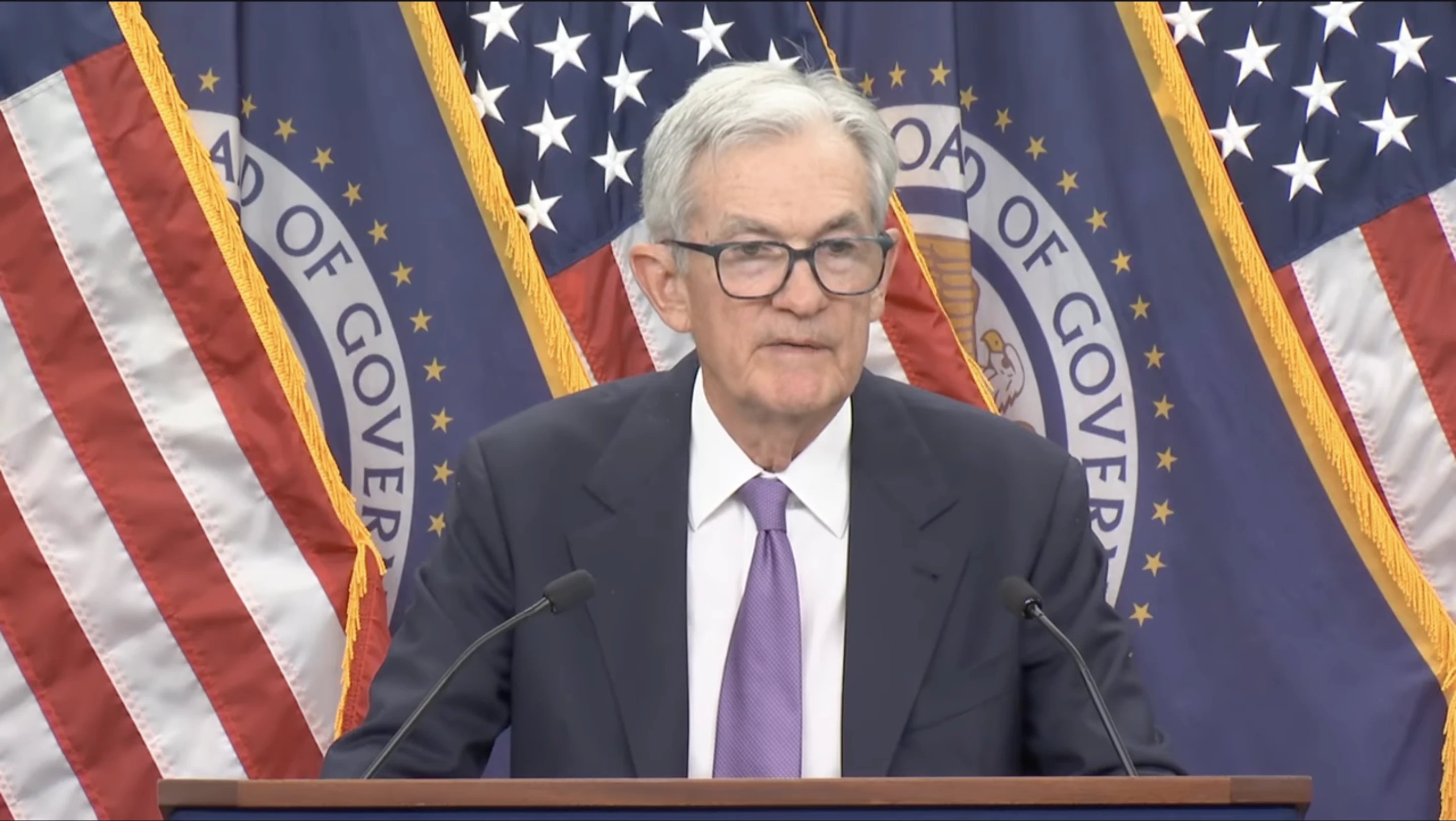 The Fed Pangkas Suku Bunga 25 Bps, Cut Rate Desember Masih Misteri